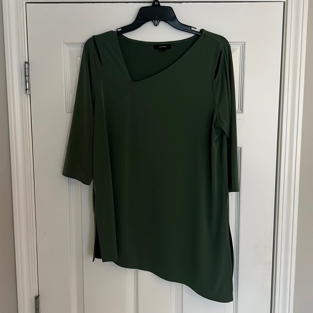 L Alfani shirt
